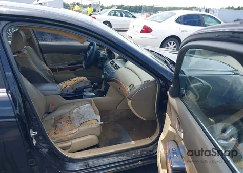 2008 Honda Accord 2.4 Ex-L from USA, damaged, VIN 1HGCP268X8A132384